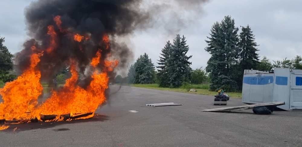 „Letiště Pardubice: Simulace letecké nehody s 84 pasažéry“