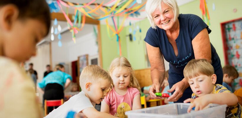 obrázek: Babičky pomáhají ve školkách již deset let
