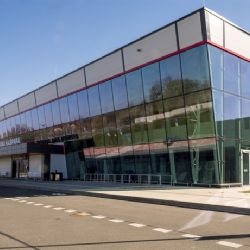 Pardubické letiště zavádí placené parkování pro cestující