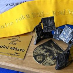 Jubilejní Vesnice roku 2026 startuje v Senátu, přihlášky do 30. dubna
