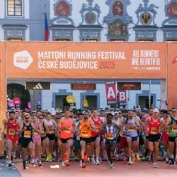 Mattoni Running Festival v Českých Budějovicích: 8?000 běžců, evropská elita i česká favoritka Hrochová
