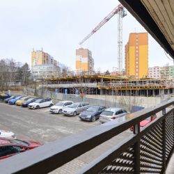 Parkovací dům u Atomu finišuje. Plzeň nabídne 173 míst, část zůstane zdarma
