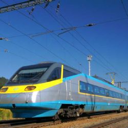 Pendolino zrychluje cestu na trase Praha - České Budějovice