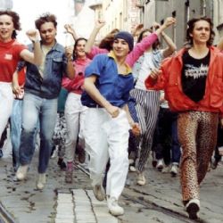 Plzeň chystá oslavy 40 let Discopříběhu. Pořadatelé pátrají po hercích z malých rolí