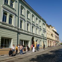 Plzeň dokončila opravu domu na Smetanových sadech. Vzniklo osm 3+kk městských bytů