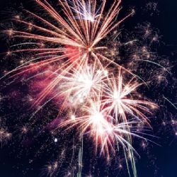 Praha rozšíří celoroční zákaz pyrotechniky na 34 z 57 městských částí. Přibude 14 radnic