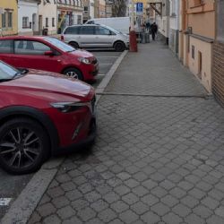 Tábor přehledně upravuje parkování v centru, rezidenti získávají více míst