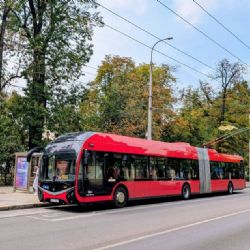 České Budějovice zavedou půlhodinovou jízdenku za 20 Kč. Kratší cesty budou levnější