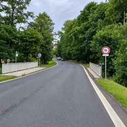 Od pondělí se na dlouhé měsíce uzavřou Hořehledy. Rekonstrukce silnice I/19 potrvá až do léta 2027