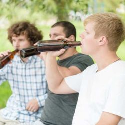 Suchej únor: měsíc bez alkoholu pro zdraví a pohodu