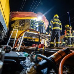 Tragická srážka vlaků v Pardubicích: 4 mrtví, 20 zraněných