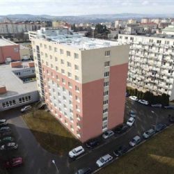 Třebíč otevřela zmodernizovaný domov mládeže SPŠ