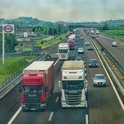 V Pardubickém kraj nasadí mobilní váhy k ochraně silnic před přetíženými kamiony