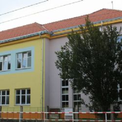 Kapacity ZŠ a MŠ v Pardubičkách narostou, město už připravuje návrh stavebních úprav